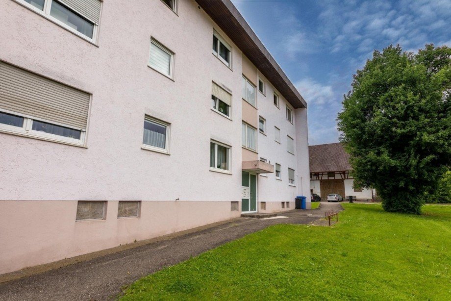 Au�enaufnahme (3) Etagenwohnung Lottstetten