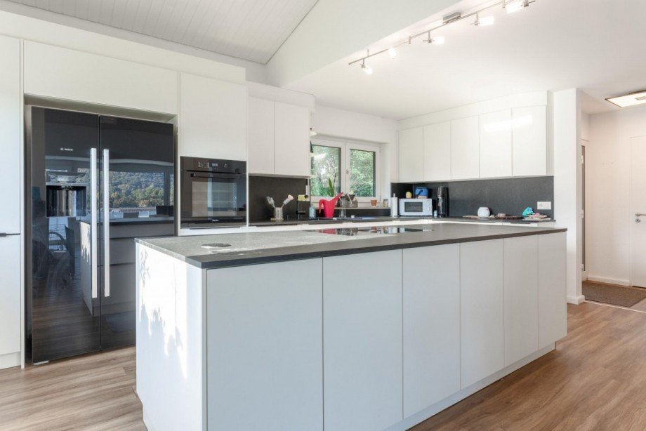 neue hochwertige Einbauk�che Einfamilienhaus Hohentengen