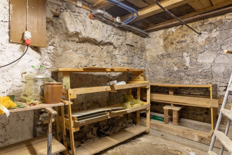 Keller Reihenmittelhaus Wut�schingen