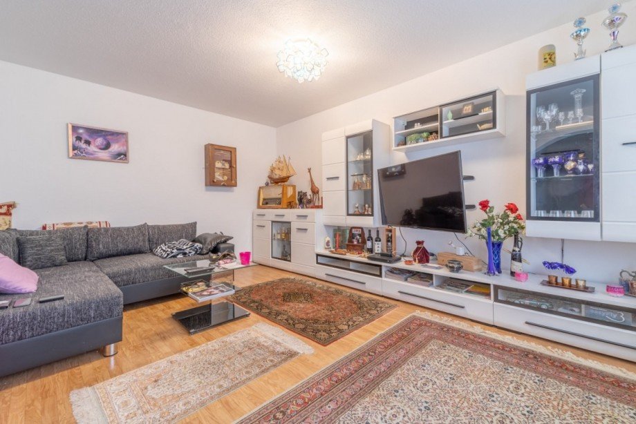 Innenaufnahme (7) Etagenwohnung Wut�schingen