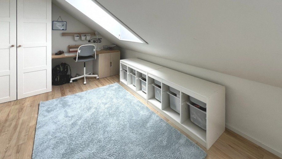 praktisches Arbeits -oder Kinderzimmer (2) Maisonettewohnung K�ssaberg