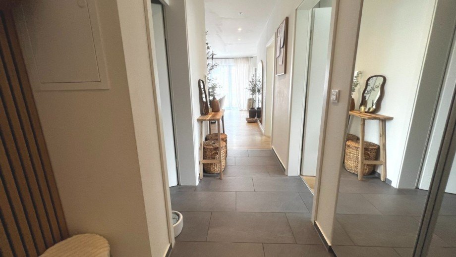 offener Flur Maisonettewohnung K�ssaberg