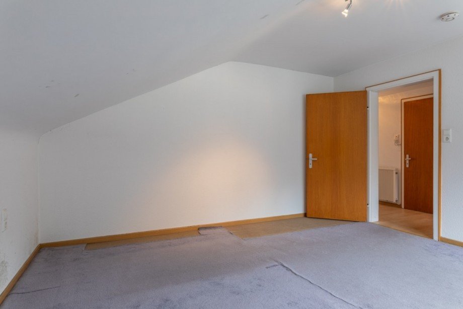 Wohnzimmer DG Mehrfamilienhaus K�ssaberg