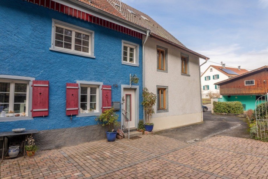Eingang R�ckseite Reihenmittelhaus Wut�schingen