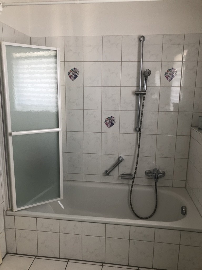 Badewanne Dachgeschosswohnung Albbruck