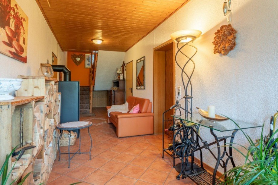 Entree mit Ofen Einfamilienhaus Laufenburg