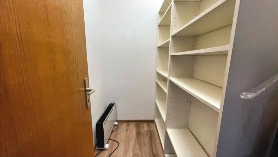 Abstellraum mit Schrank Etagenwohnung Waldshut-Tiengen