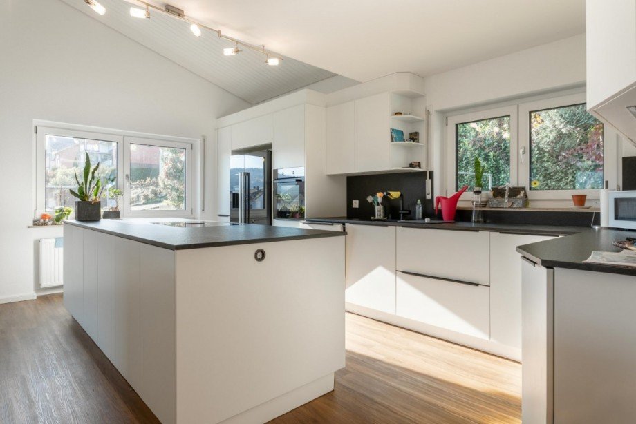 neue hochwertige Einbauk�che Einfamilienhaus Hohentengen