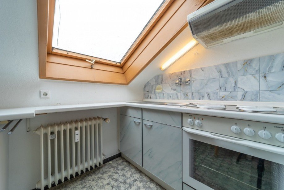 K�che mit Einbauk�che DG Mehrfamilienhaus K�ssaberg