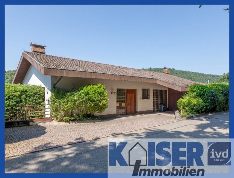 Ansicht Waldshut-Tiengen Einfamilienhaus Repr�sentatives Einfamilienhaus in bester Aussichtslage von Waldshut - Wohnen �ber dem Rheintal