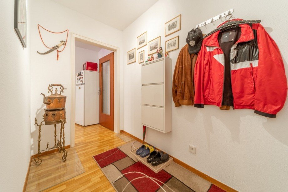 Diele Etagenwohnung Wut�schingen
