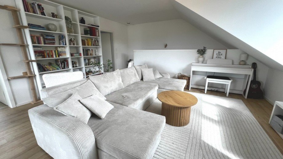 heller zweiter Wohnbereich (3) Maisonettewohnung K�ssaberg