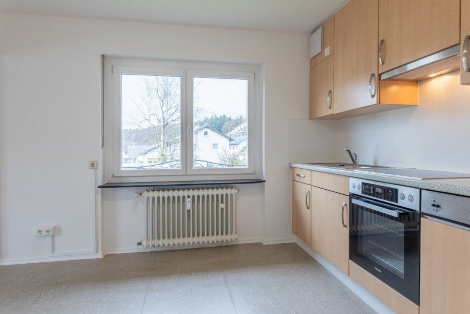 K�che mit Einbauk�che OG Mehrfamilienhaus K�ssaberg
