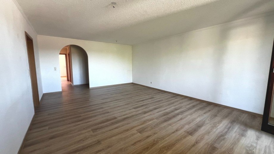 heller Wohn - und Essbereich (2) Etagenwohnung Waldshut-Tiengen