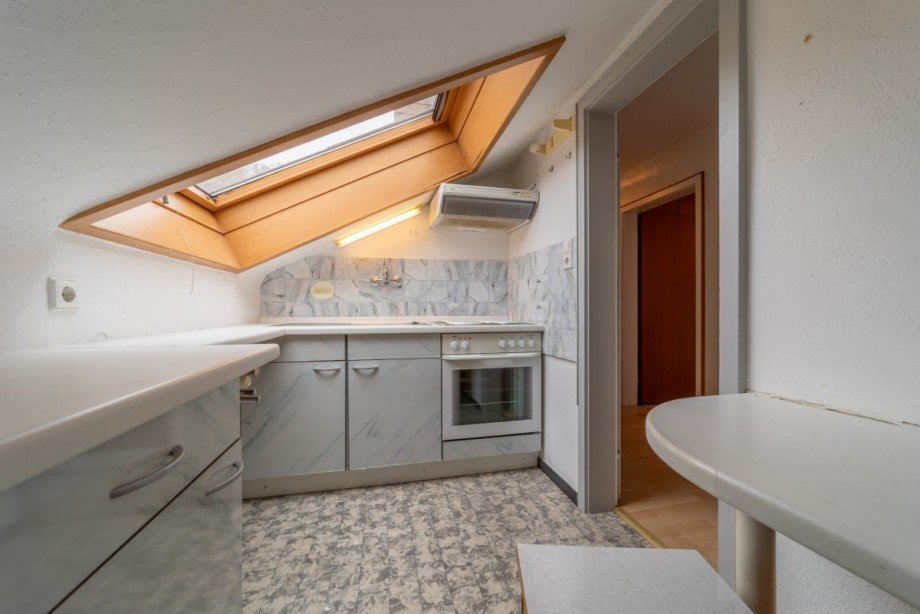 K�che mit Einbauk�che DG Mehrfamilienhaus K�ssaberg