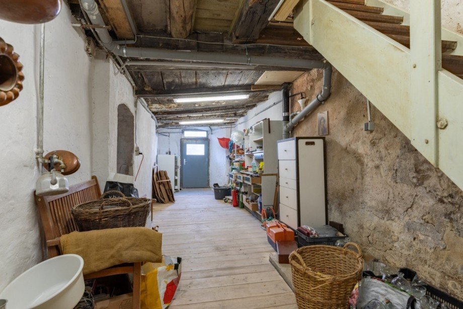 Keller Reihenmittelhaus Wut�schingen