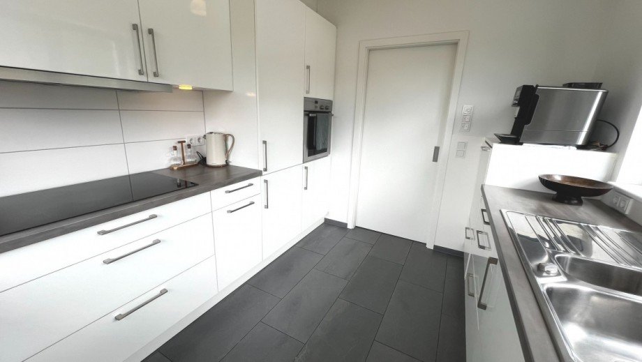 moderne Einbauk�che mit Elektroger�ten (2) Maisonettewohnung K�ssaberg