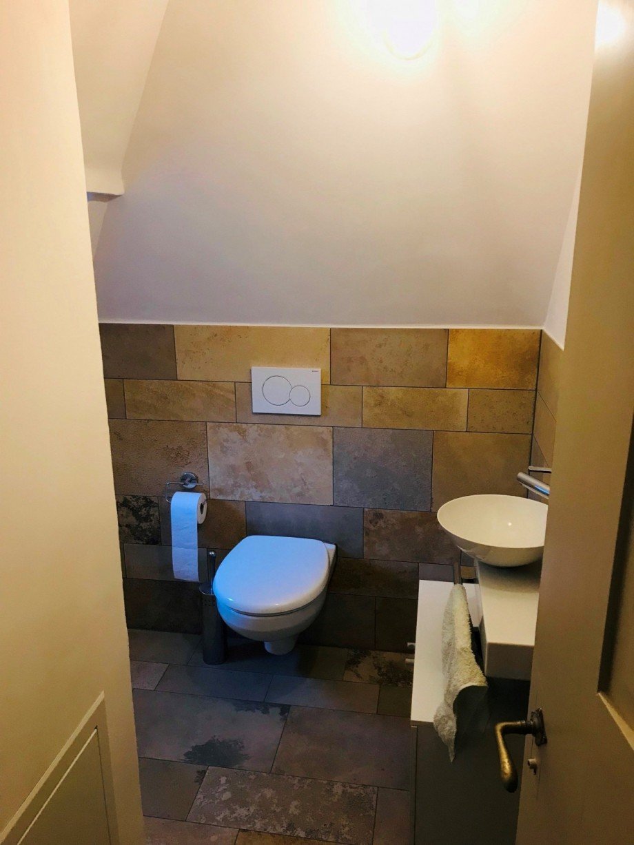 G�ste- WC Dachgeschosswohnung Waldshut-Tiengen