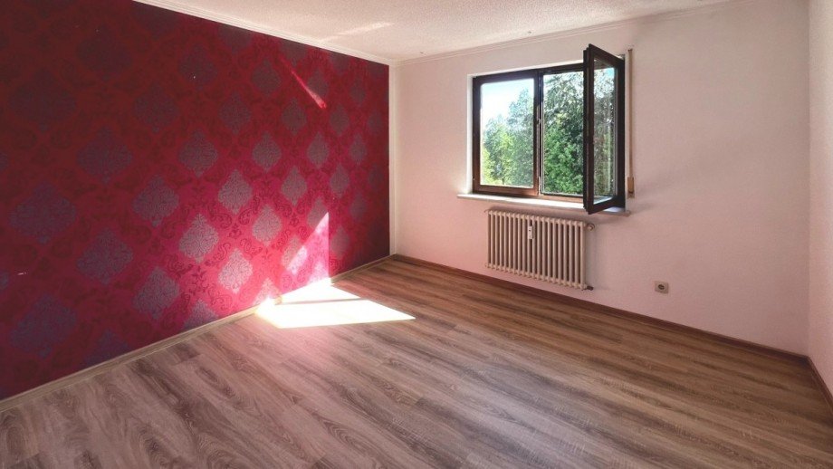 freundliches Arbeits- oder Kinderzimmer Etagenwohnung Waldshut-Tiengen