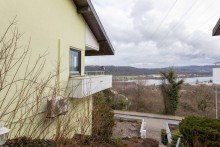 Ausblick Mit Klima - Waldshut-Tiengen: Gepflegtes Haus mit viel Platz und Ausstattung. Sofort verf�gbar.